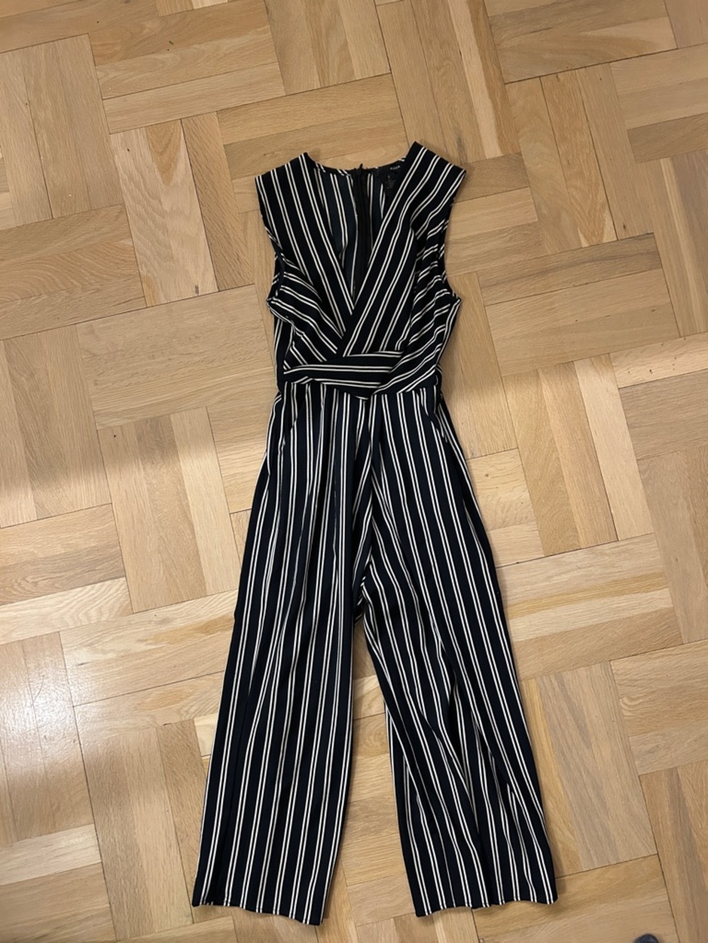 Aqua Twisted Small Striped Black & White Sleeveless Jumpsuit